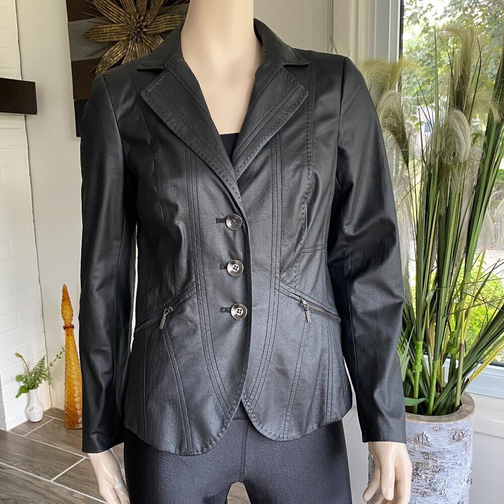 Conrad C Black Faux Leather Lightweight Blazer Sz 6​​​​